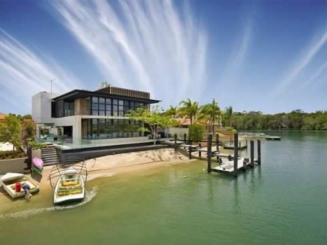 Robbie and i finally settle down in australia