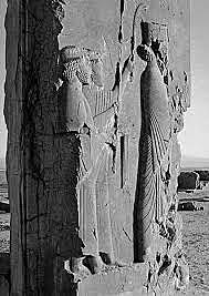 Darija nasljeđuje Kserkso I.