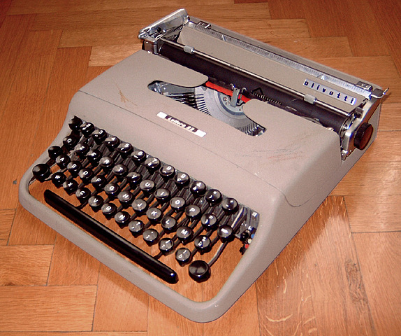 Lettera 22 Olivetti