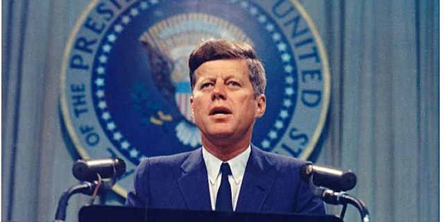John F. Kennedy es elegido presidente de EE.UU.