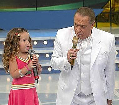 É descoberta no programa de calouros do Raul Gil da Record