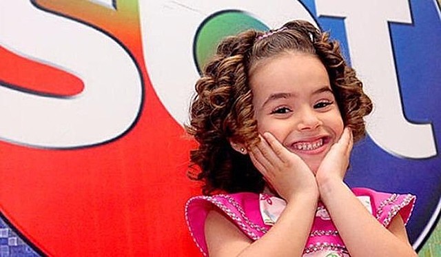 É contratada pelo SBT.