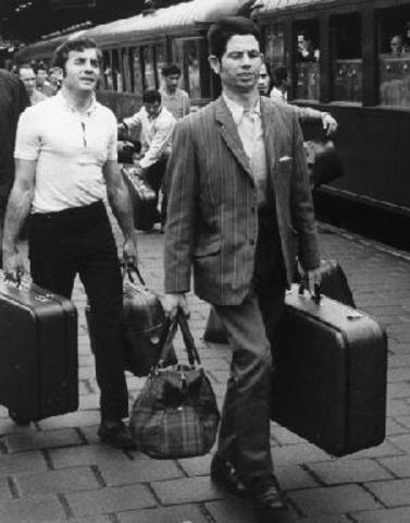 Antonin es va a Bösmich-Kamnitz i el pare a Slonice