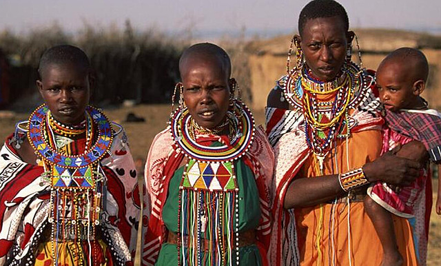 EL INTERNATIONAL INSTITUTE OF AFRICAN LANGUAJES