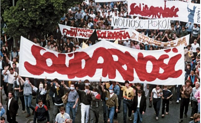 El gobierno polaco acuerda legalizar el sindicato Solidaridad