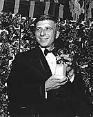 EL HOMBRE DEL BRAZO DE ORO