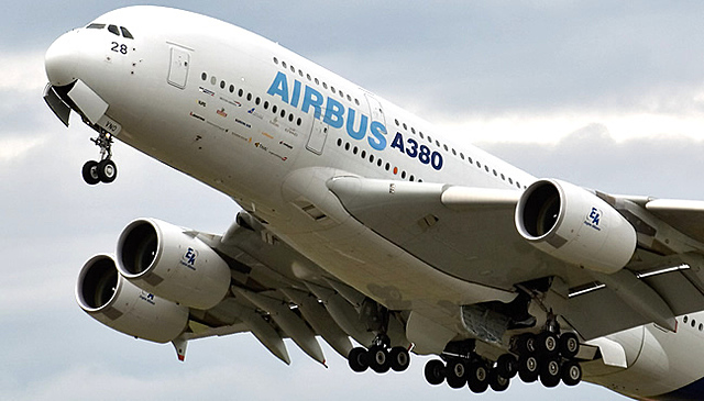 Primer vuelo de prueba del AirBus A380