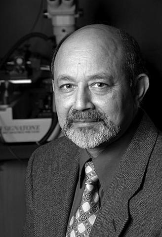 Invención del IGBT (Insulated Gate Bipolar Transistor)