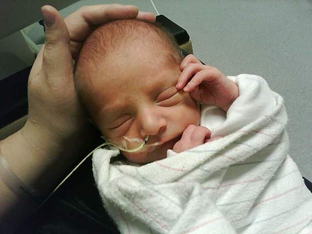 BIRTH TO 2 WEEKS OLD