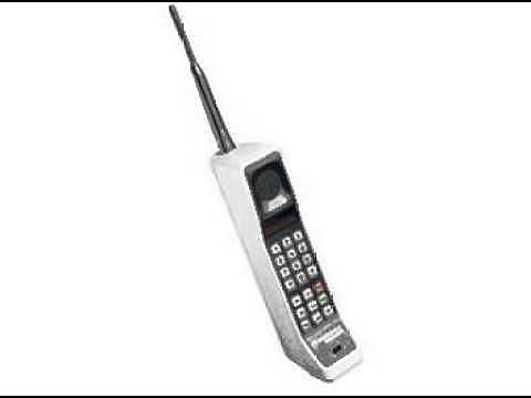 Primer Celular (Motorola DynaTAC 8000x)