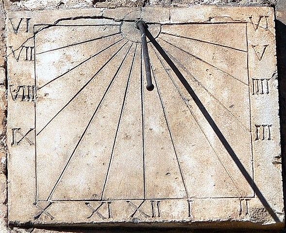 Reloj solar gnomon