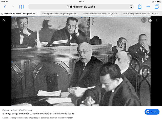 Dimisión de Azaña.