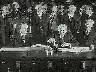 The Kellogg-Briand Pact Is Signed