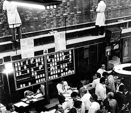 Promedio de Cotizaciones de Acciones