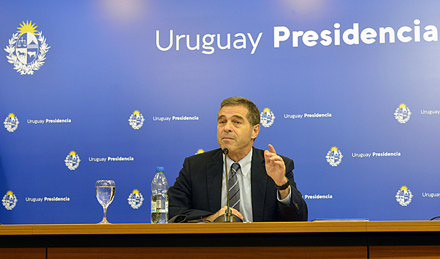 Acuerdo entre la Cancillería, una empresa privada y la Fuerza Aérea Uruguaya para retomar la conectividad con la ciudad de San Pablo y realizar vuelos hacia otros destinos, a fin de repatriar a varios ciudadanos uruguayos que aún están varados.