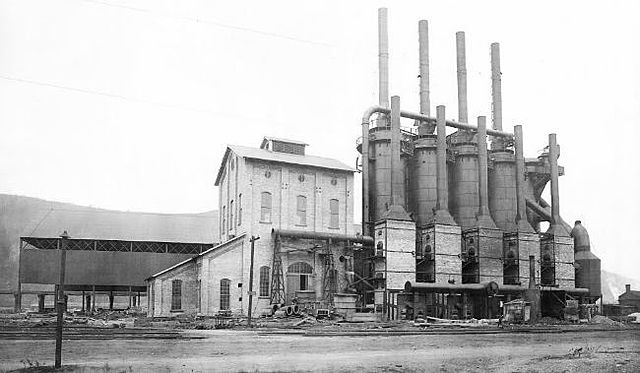 PRIMEROS ALTOS HORNOS