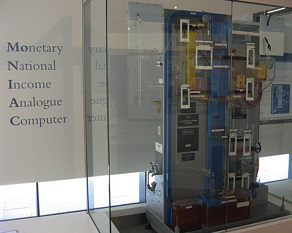 MONIAC - Monetary National Income Analogue Computer (1949)