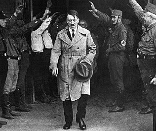 Hitler llega al poder en Alemania