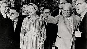 Simone de Beauvoir publica El segundo sexo