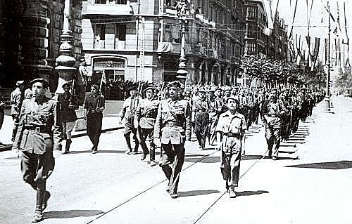 Los franquistas conquistan Bilbao y el resto de los territorios vascos que no se hallaban bajo su control.