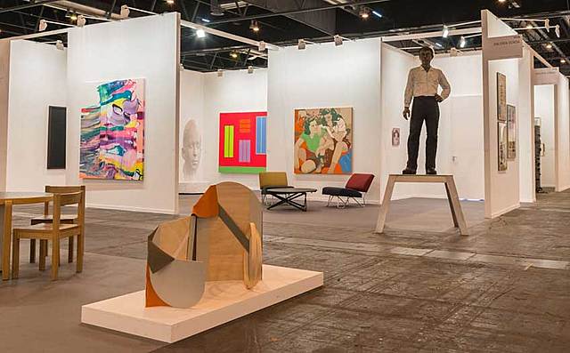 Es funda ARCO. Fira Internacional d’Art Contemporani