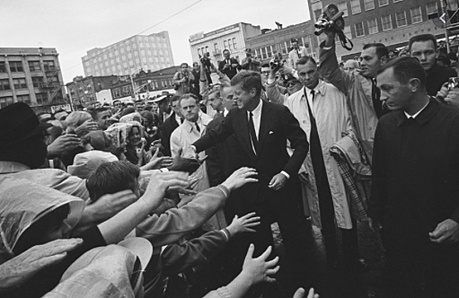 Kennedy sends in Federal Troops