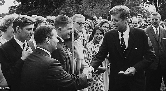 Kennedy sends in Federal Troops