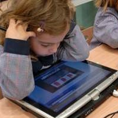 Timeline: POLITICAS EDUCATIVAS DE TIC EN COLOMBIA: entre la inclusión digital  formas de resistencia-transformación social