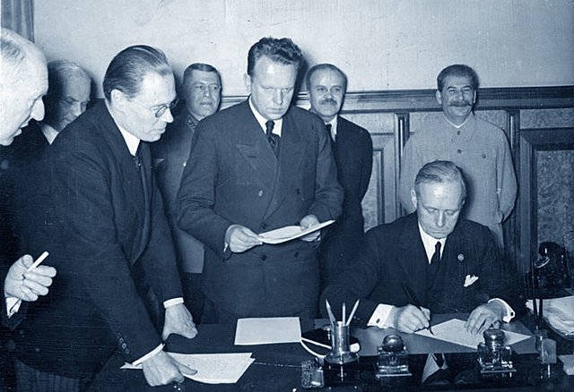 Patto Molotov-Ribbentrop