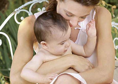 Se reduce edad para adoptar