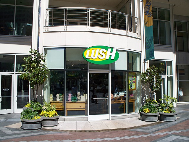 462 tiendas Lush