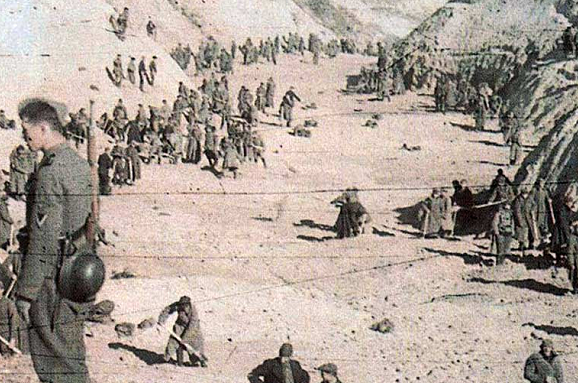 Початок масових розстрілів у Бабиному Яру