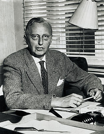 Louis Trolle Hjelmslev