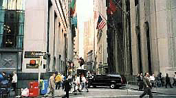 La economía mundial pende de LCTM