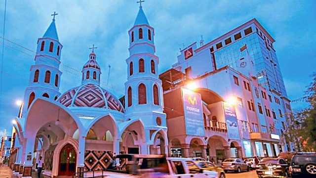 Fundación de Portoviejo. Fray Tomás de Berlanga llega a las islas Galápagos.