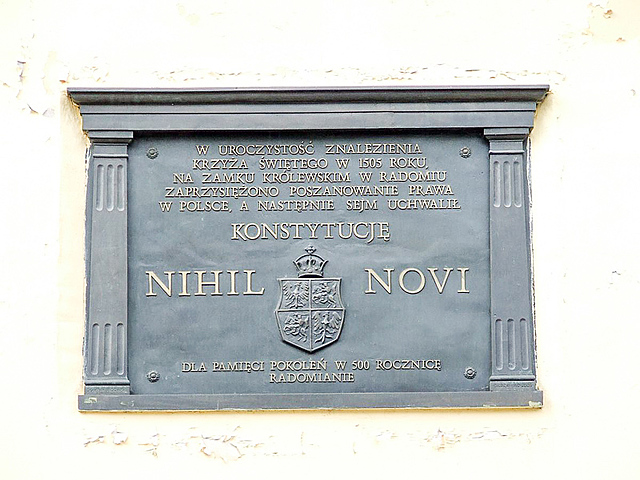 Constitución Nihil novi