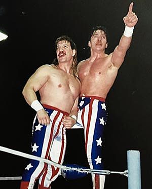 La Pareja del Terror win AAA Tag Team Championships