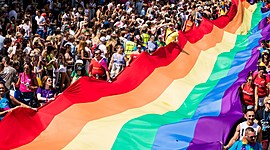 Timeline: La historia del movimiento LGTBI en España