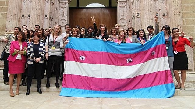 Ley Derechos personas transexuales Andalucía