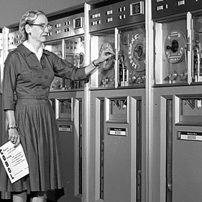 Timeline: Grace Hopper Life