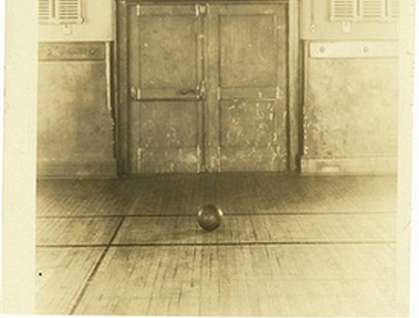 First Basketball Game Ever