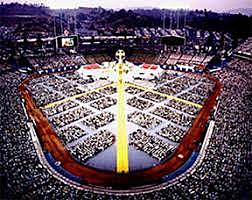 Pope John Paul II comes to Dodger Stadium
