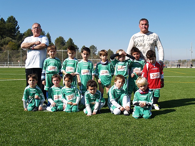 Entro a l'equip de futbol del Gelida