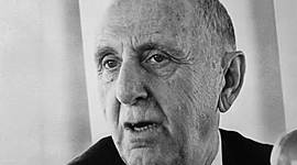 Timeline: Український економіст Саймон Кузнець