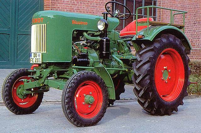 Marca: FENDT / Modelo: Dieslross F20