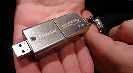 Timeline: EVOLUCIÓN DE LOS DISPOSITIVOS DE ALMACENAMIENTO