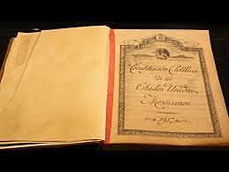 (Constitución de 1857), México vuelve a ser una república federal