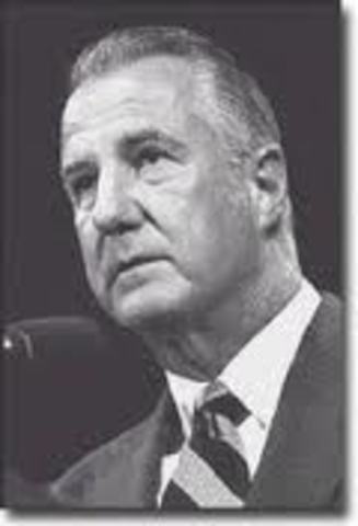 US vice president resigns