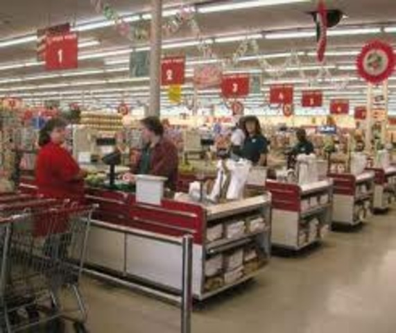Computerized Supermarket checkouts begin to appear