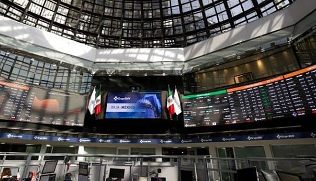 Noticias Bolsa Mexicana migró a sistema de contingencia tras hackeo a bancos